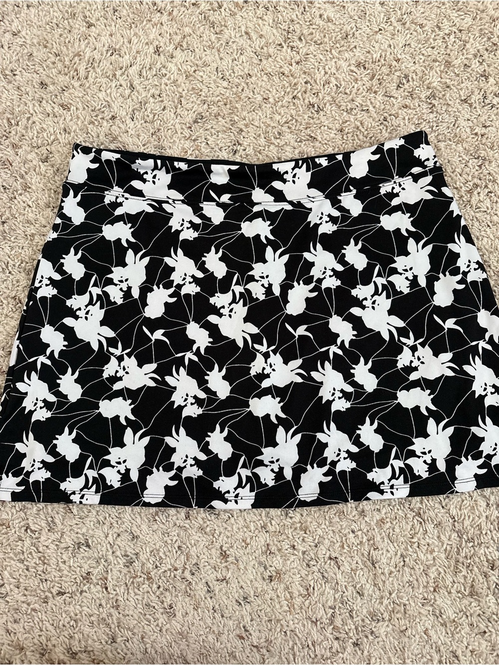 Tranquility by Colorado Skirt Skort Black White Floral Size Large Golf Tennis